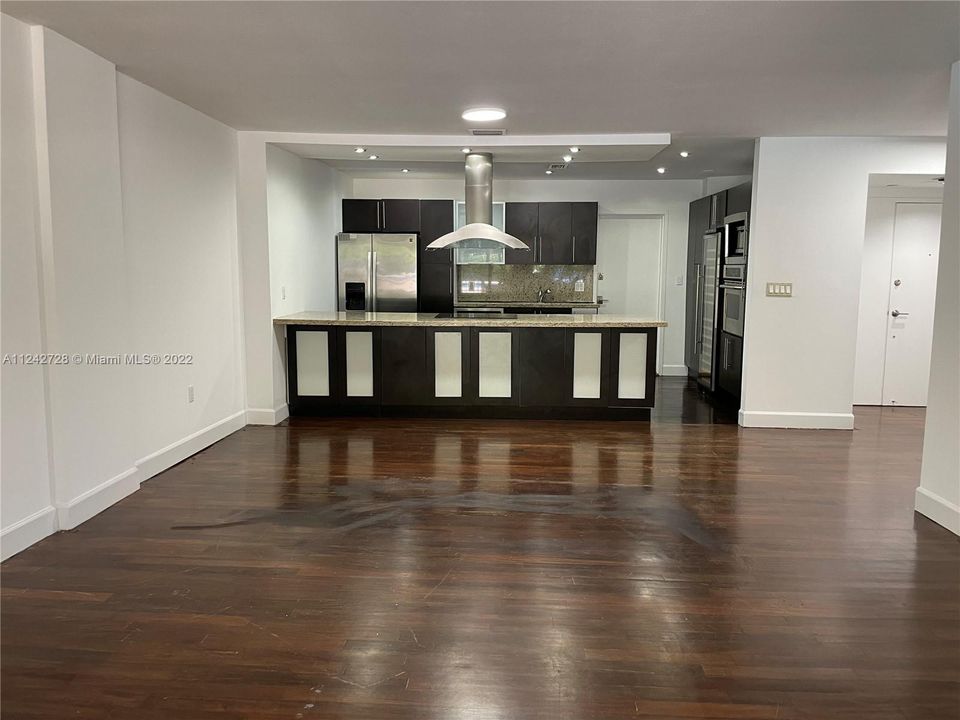Recently Sold: $995,000 (2 beds, 2 baths, 1260 Square Feet)