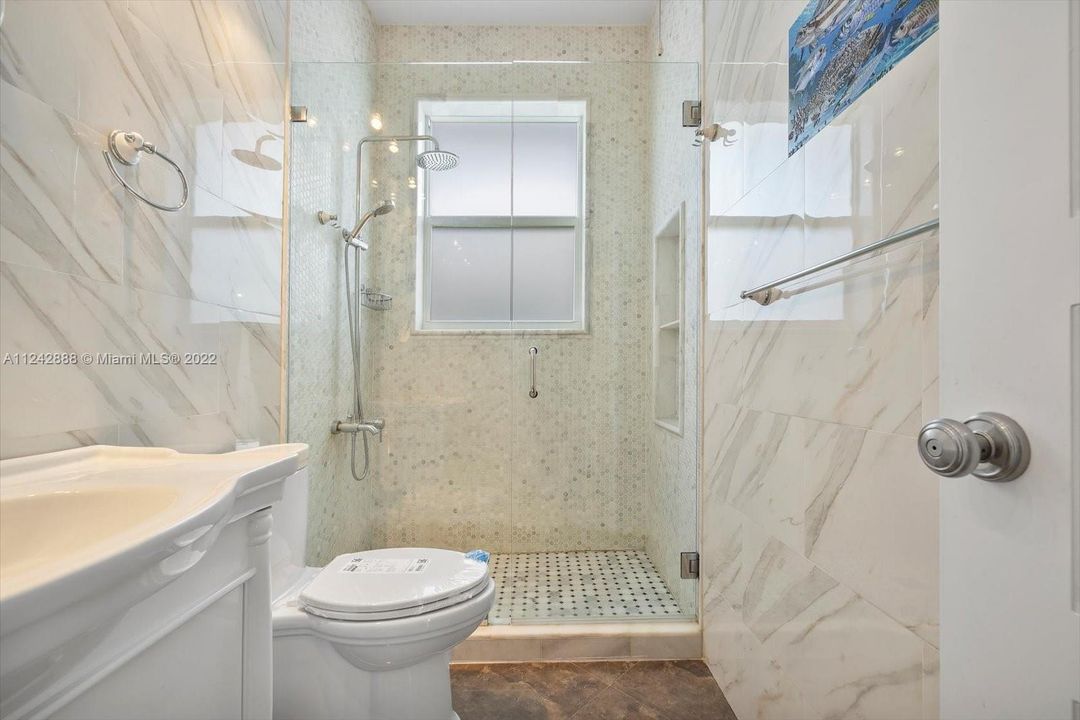 Недавно арендовано: $7,700 (3 спален, 2 ванн, 1704 Квадратных фут)