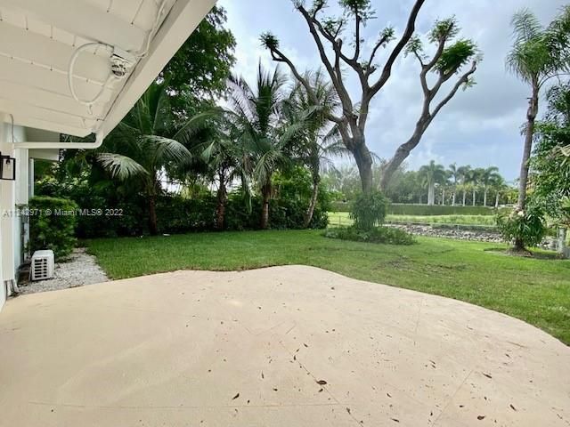 最近租的: $4,500 (3 贝兹, 2 浴室, 2121 平方英尺)