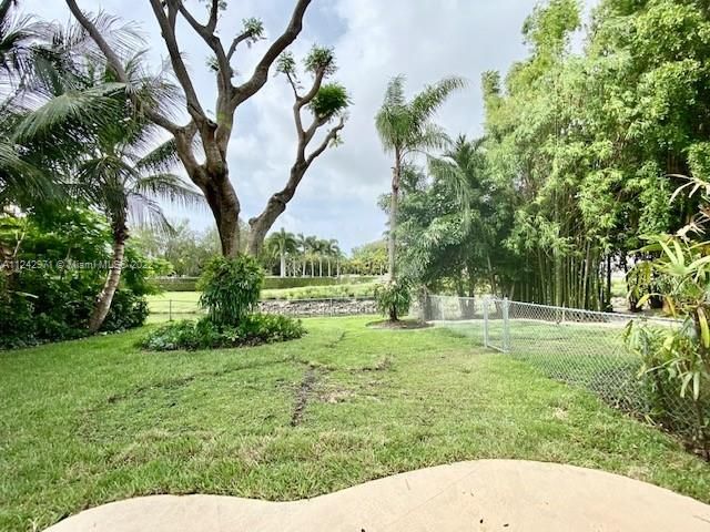 最近租的: $4,500 (3 贝兹, 2 浴室, 2121 平方英尺)