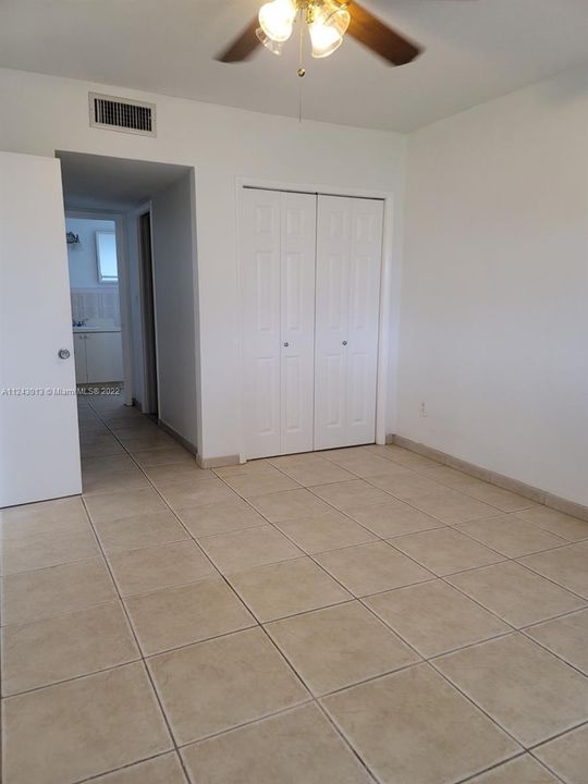 Recently Rented: $1,800 (1 beds, 1 baths, 671 Square Feet)