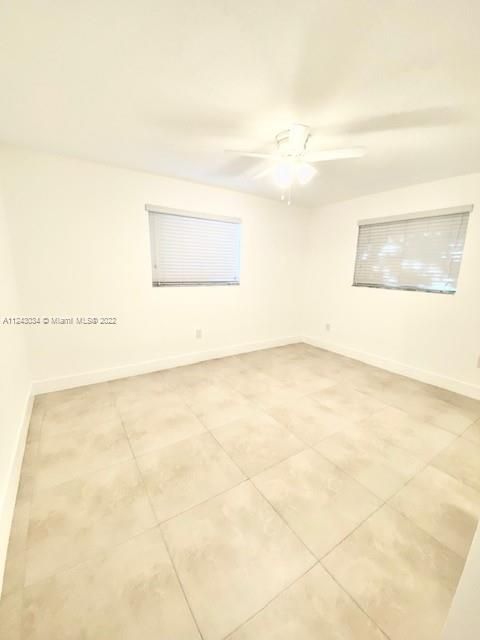 最近租的: $4,500 (3 贝兹, 2 浴室, 2121 平方英尺)