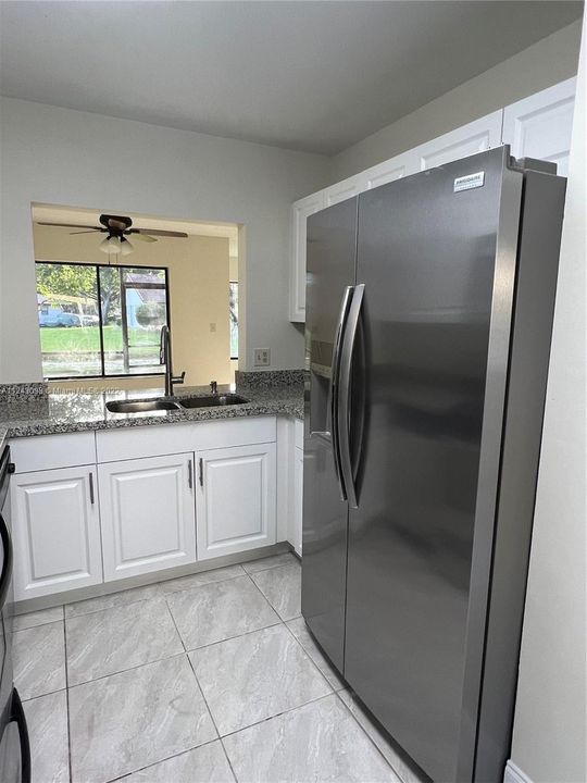 Recently Sold: $335,000 (3 beds, 2 baths, 1604 Square Feet)