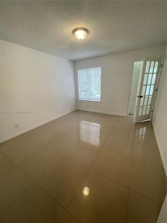 Recently Rented: $1,650 (1 beds, 1 baths, 712 Square Feet)