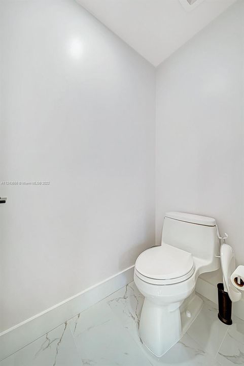 最近租的: $4,500 (3 贝兹, 2 浴室, 1815 平方英尺)