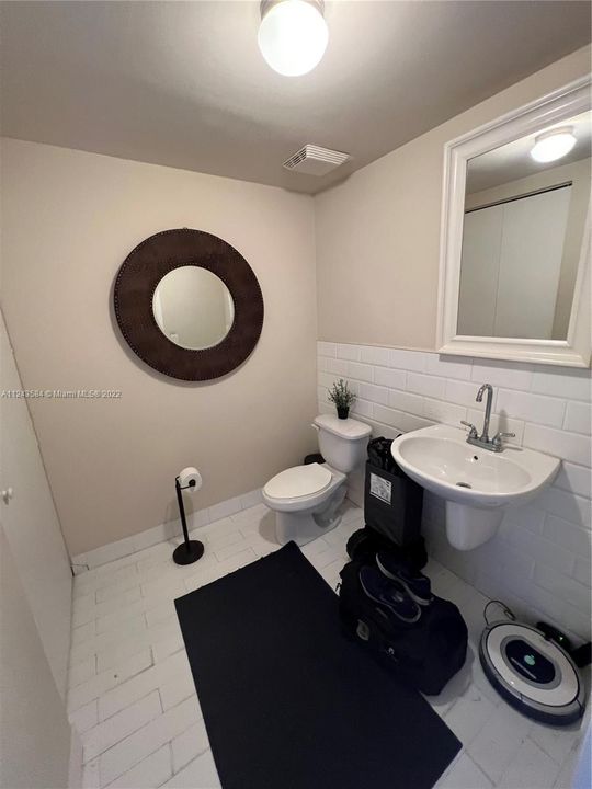 Recently Rented: $2,800 (1 beds, 1 baths, 868 Square Feet)