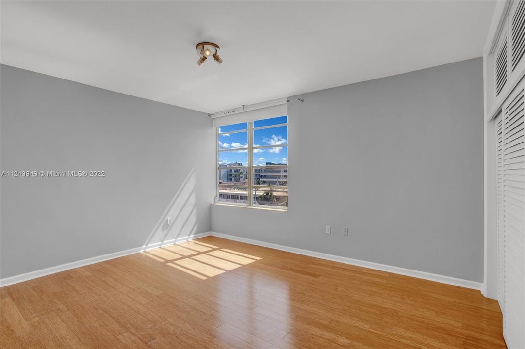 Recently Rented: $2,350 (1 beds, 1 baths, 767 Square Feet)