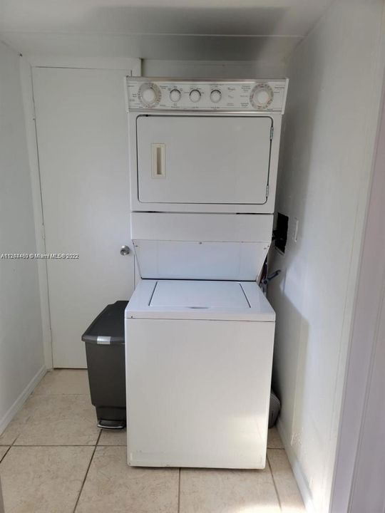 最近售出: $115,000 (3 贝兹, 2 浴室, 5164 平方英尺)