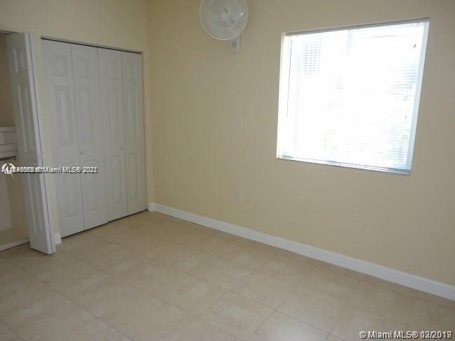 Recently Rented: $2,300 (2 beds, 1 baths, 700 Square Feet)