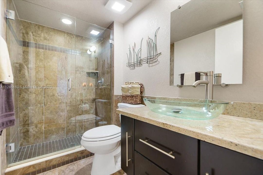 最近租的: $3,350 (2 贝兹, 2 浴室, 1290 平方英尺)