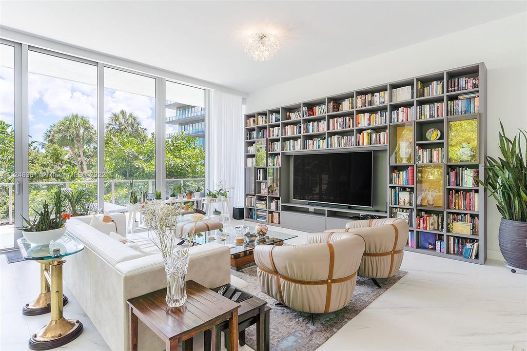 Recently Sold: $5,250,000 (4 beds, 5 baths, 4100 Square Feet)