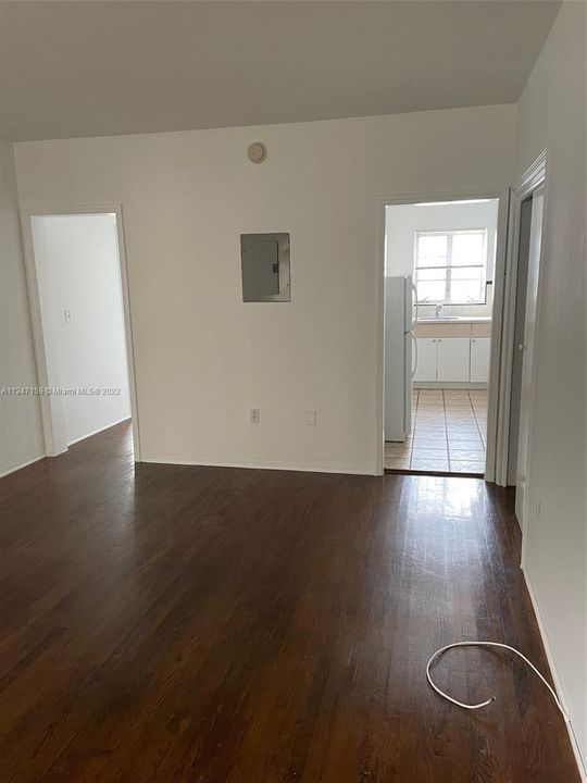 Недавно арендовано: $2,400 (2 спален, 2 ванн, 850 Квадратных фут)