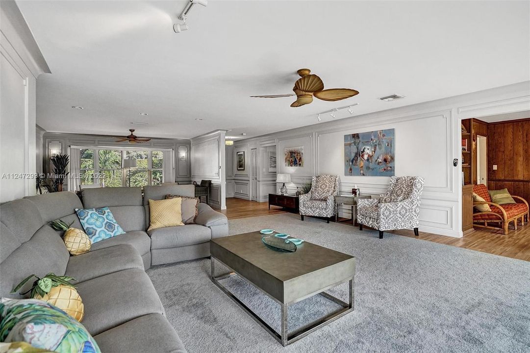 Recently Sold: $2,100,000 (3 beds, 3 baths, 2692 Square Feet)