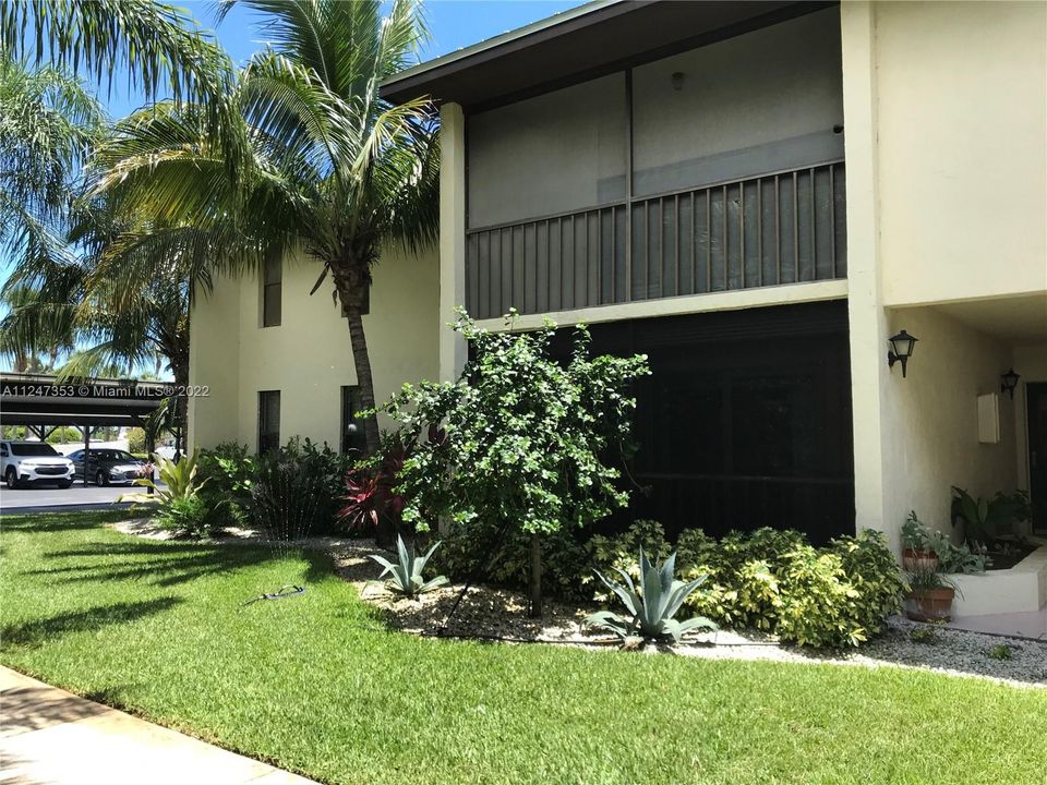 Recently Sold: $290,000 (2 beds, 2 baths, 1310 Square Feet)