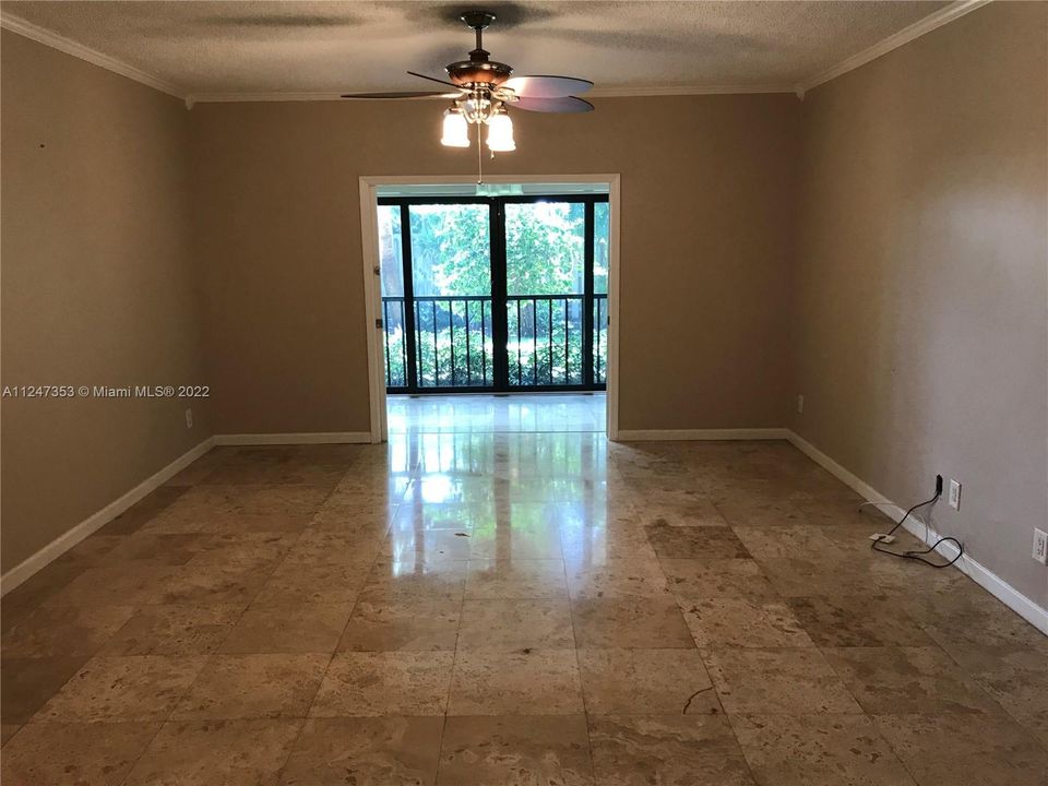 Recently Sold: $290,000 (2 beds, 2 baths, 1310 Square Feet)