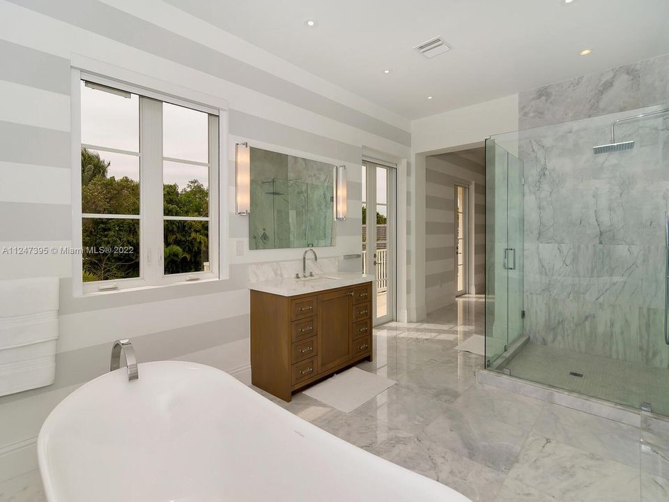 Недавно арендовано: $50,000 (7 спален, 8 ванн, 9225 Квадратных фут)