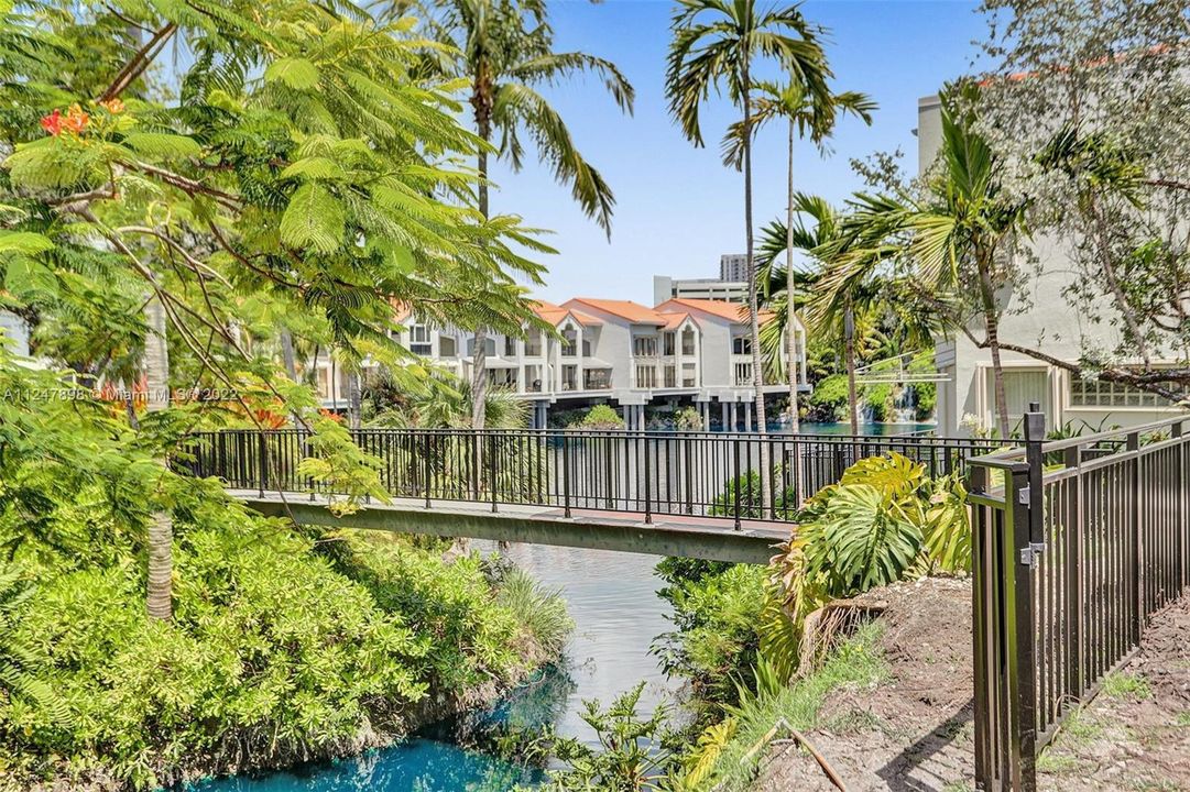 there are 3 waterfalls