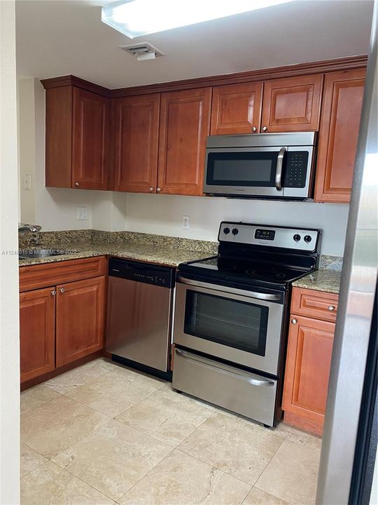 Recently Rented: $3,400 (2 beds, 2 baths, 1273 Square Feet)