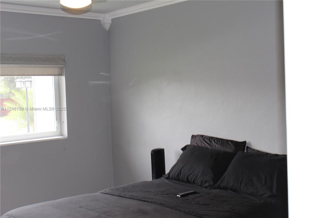 Recientemente alquilado: $3,900 (4 camas, 2 baños, 2239 Pies cuadrados)