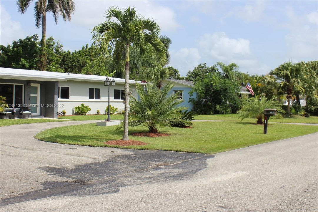 Recientemente alquilado: $3,900 (4 camas, 2 baños, 2239 Pies cuadrados)