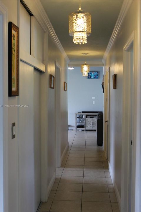 Recientemente alquilado: $3,900 (4 camas, 2 baños, 2239 Pies cuadrados)