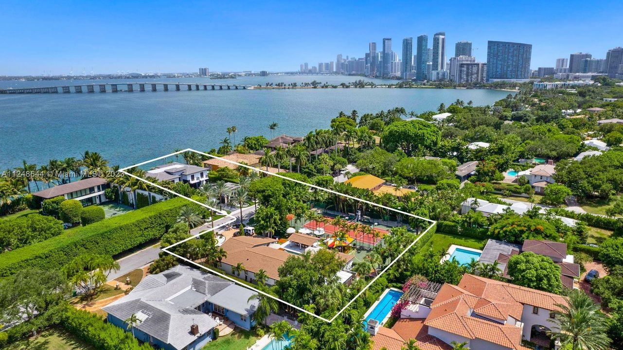 The exclusive gated community of Baypoint is the only true gated privated community in the East of Miami 