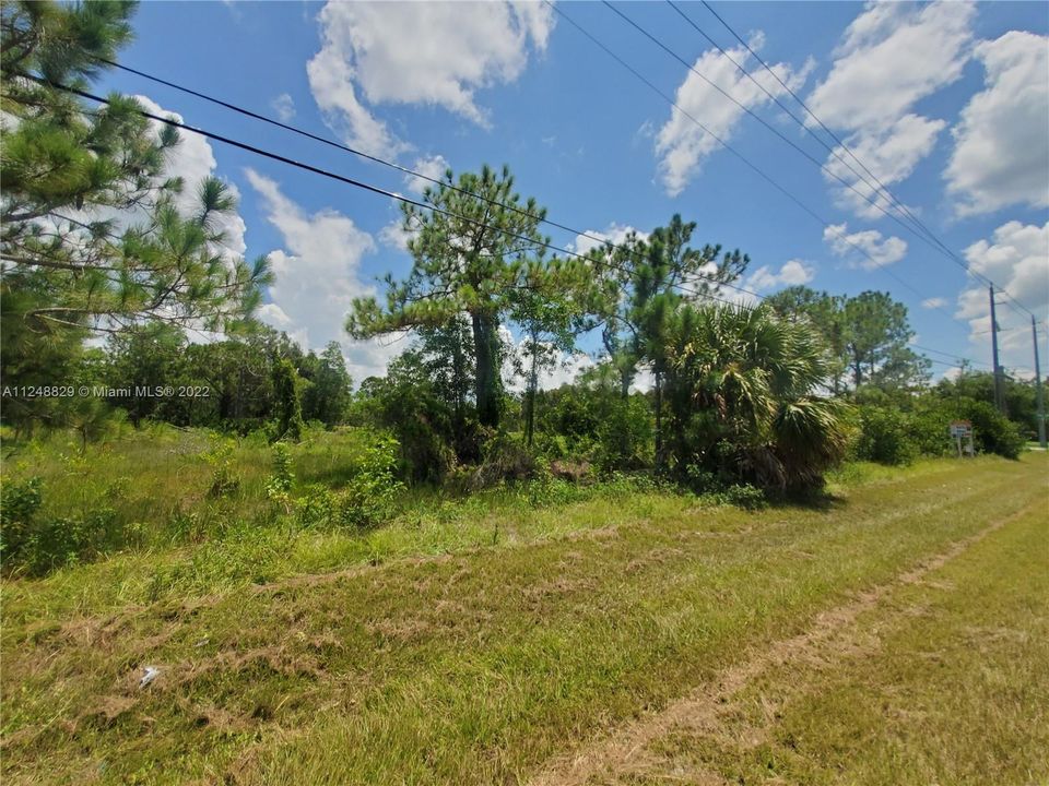 Vendido Recientemente: $189,000 (1.55 acres)