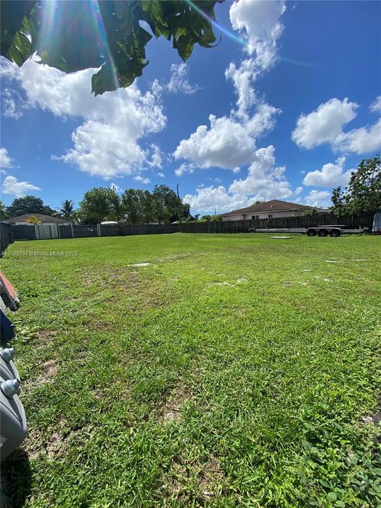 Vendido Recientemente: $180,000 (8,560.00 acres)