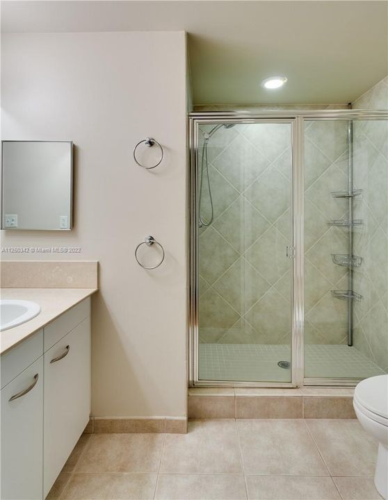 Недавно арендовано: $4,100 (2 спален, 2 ванн, 1200 Квадратных фут)