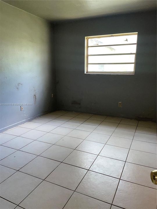 Recently Sold: $132,000 (2 beds, 2 baths, 1045 Square Feet)