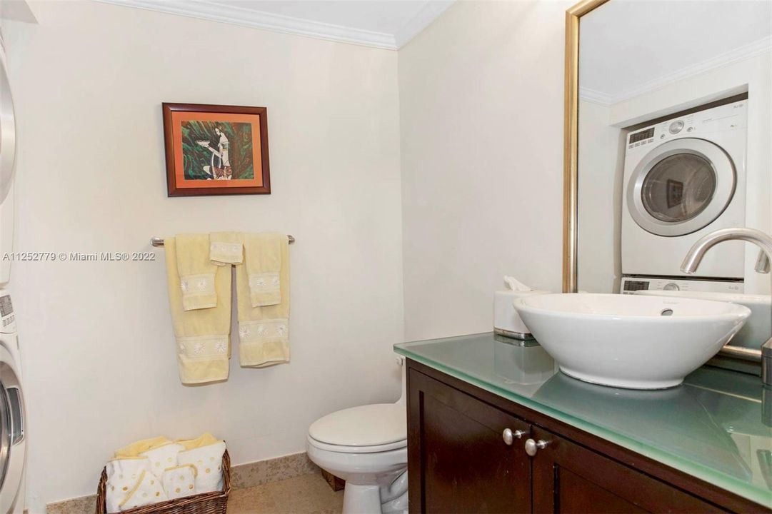 Недавно арендовано: $17,000 (4 спален, 4 ванн, 3540 Квадратных фут)