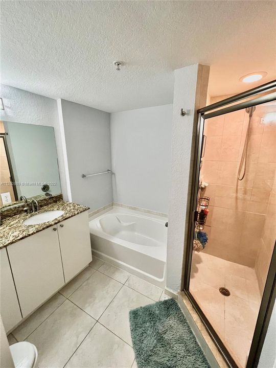 Недавно арендовано: $2,900 (2 спален, 2 ванн, 1172 Квадратных фут)