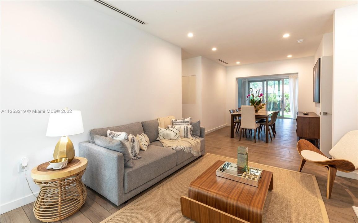Recently Sold: $1,299,000 (3 beds, 2 baths, 1840 Square Feet)