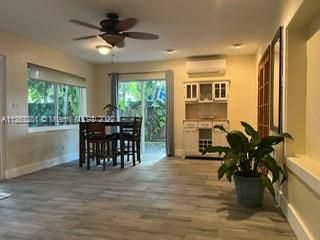 Recently Sold: $559,000 (3 beds, 2 baths, 1630 Square Feet)