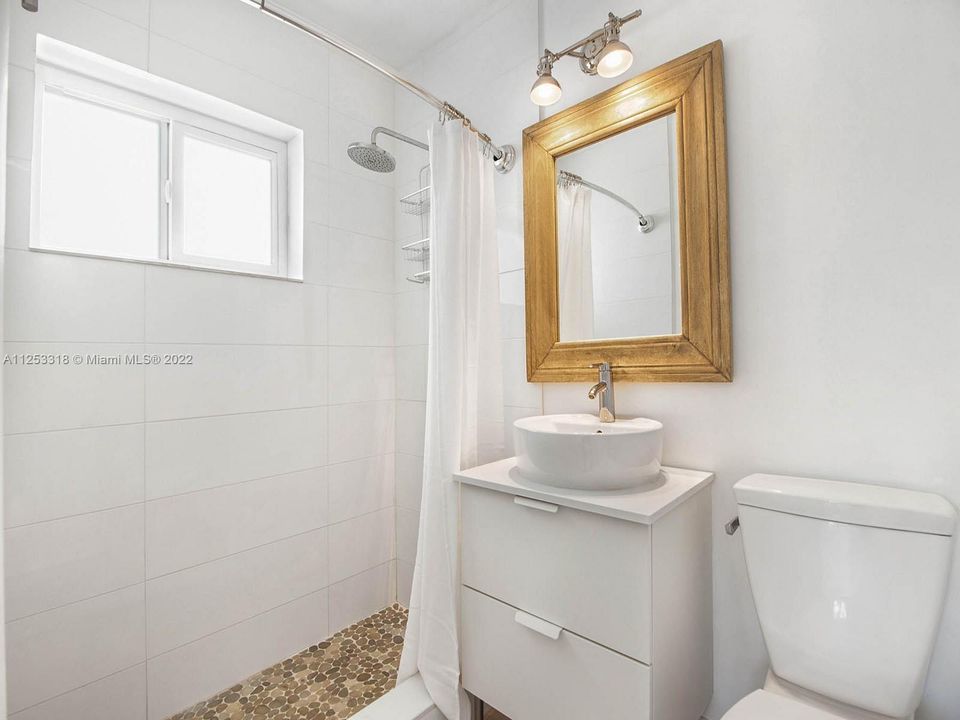 Недавно арендовано: $5,350 (3 спален, 2 ванн, 1590 Квадратных фут)