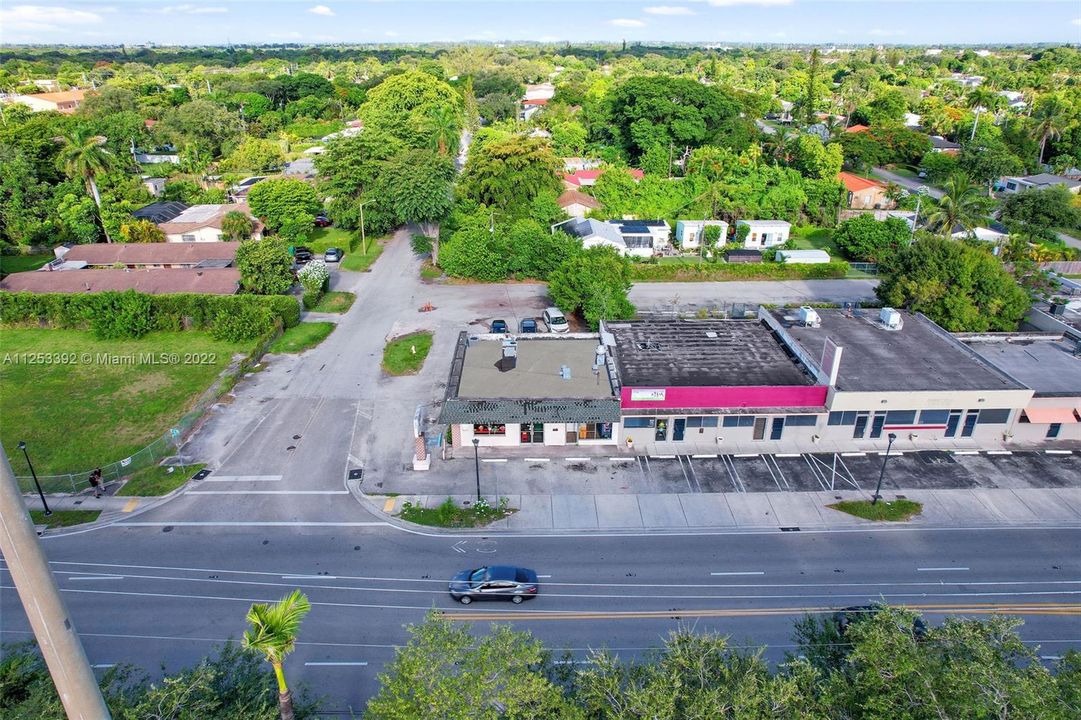 Facing west of surrounding residential Miami Shores