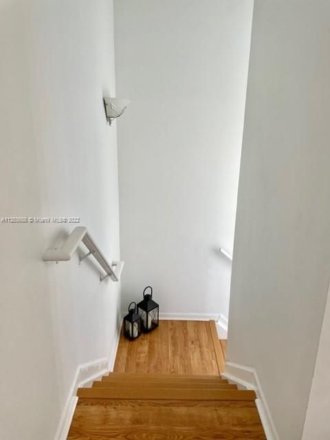 Недавно продано: $465,000 (3 спален, 2 ванн, 1655 Квадратных фут)