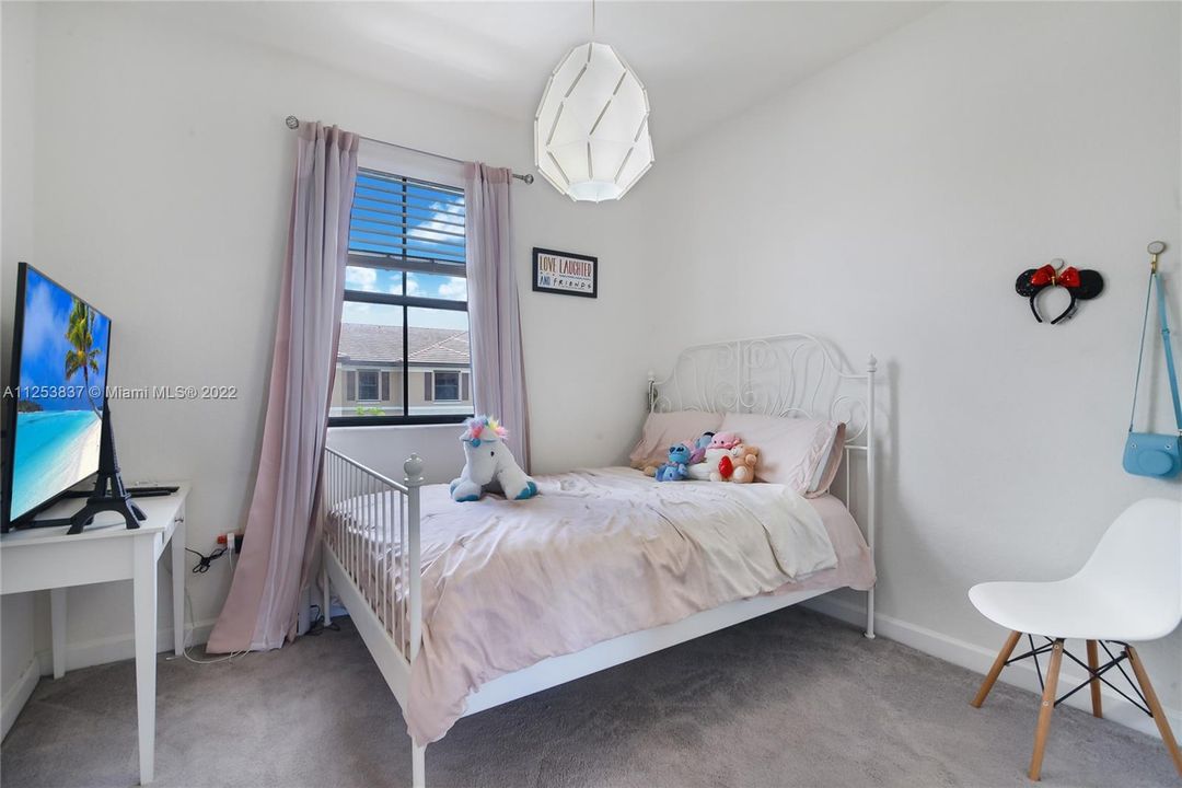2nd Bedroom