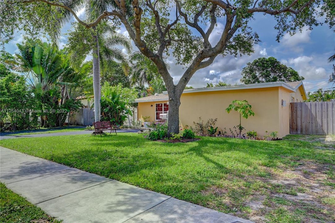 最近售出: $509,000 (3 贝兹, 2 浴室, 0 平方英尺)