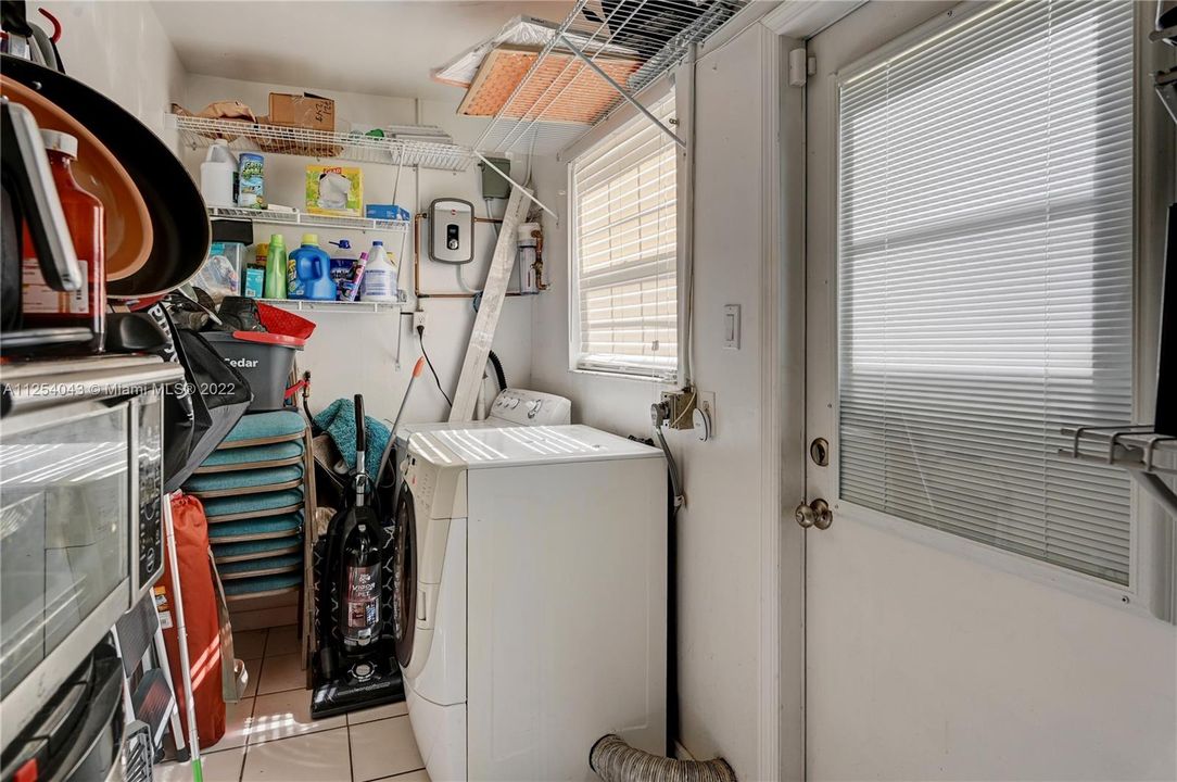 最近售出: $509,000 (3 贝兹, 2 浴室, 0 平方英尺)