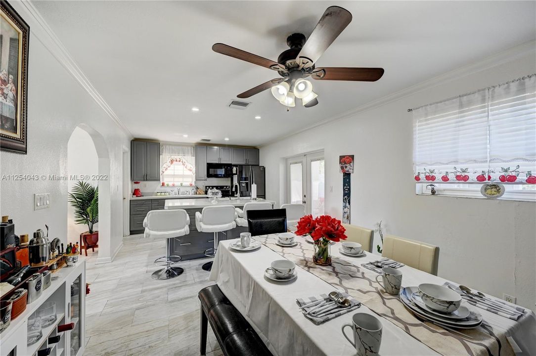 最近售出: $509,000 (3 贝兹, 2 浴室, 0 平方英尺)