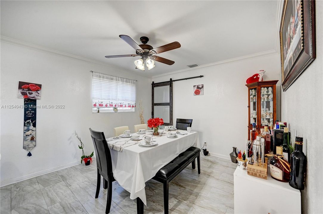 最近售出: $509,000 (3 贝兹, 2 浴室, 0 平方英尺)