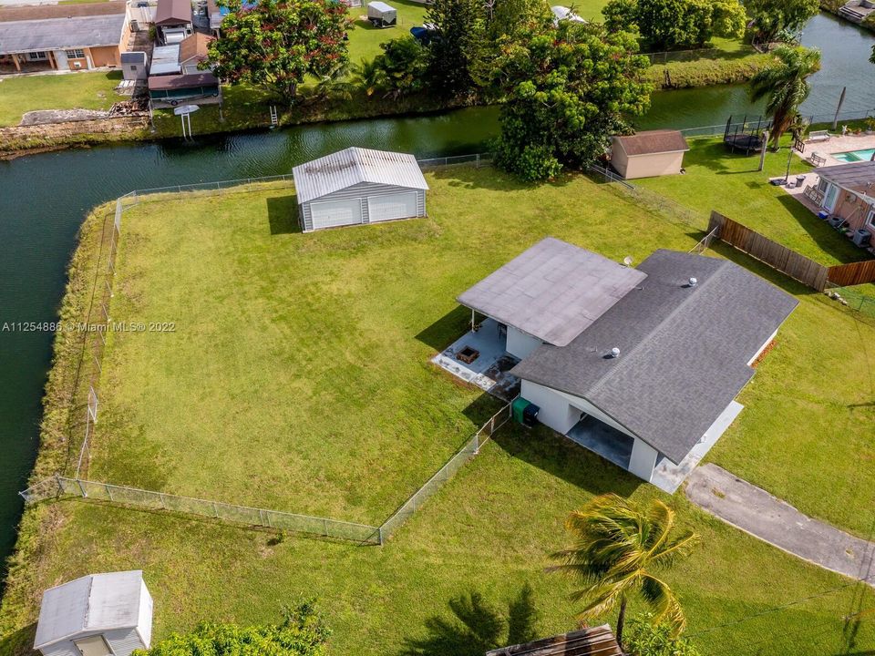 Recently Sold: $585,000 (3 beds, 1 baths, 1376 Square Feet)