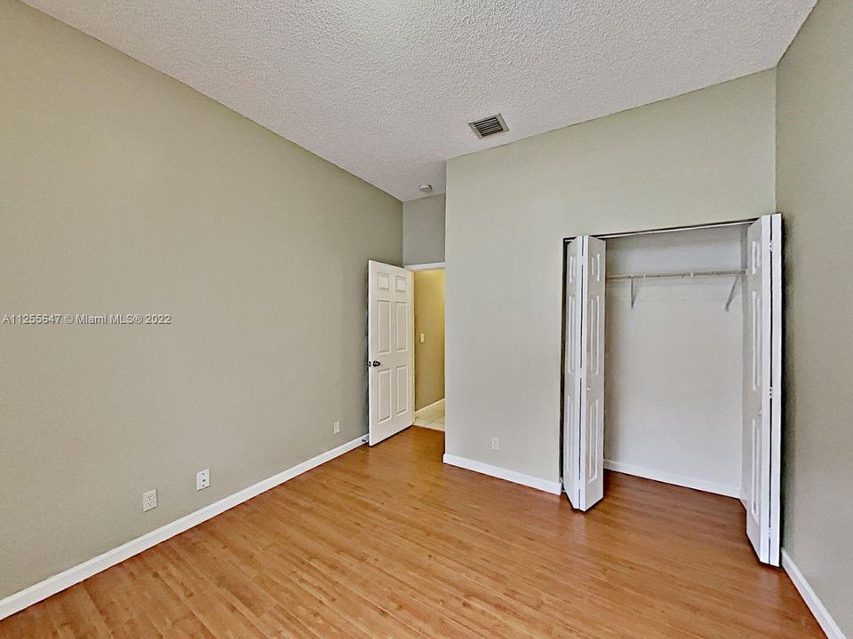 Recently Rented: $2,699 (3 beds, 2 baths, 1606 Square Feet)