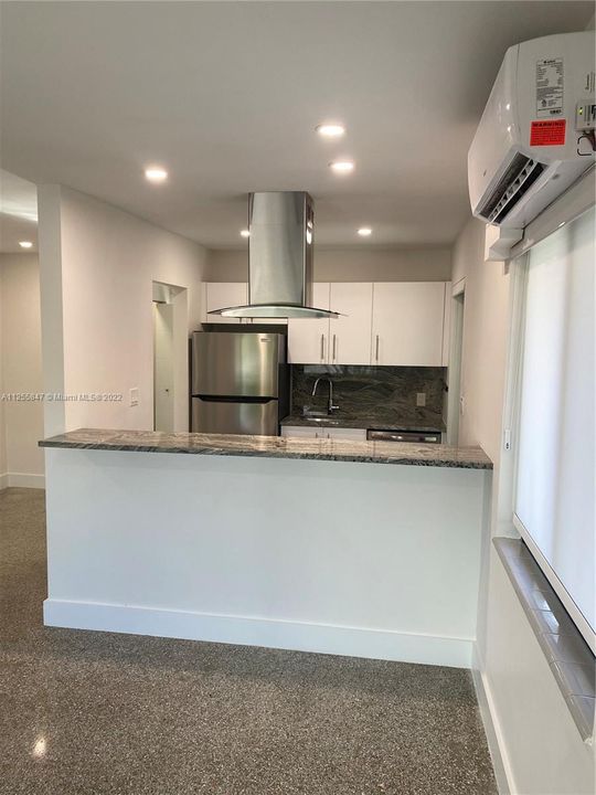 Recently Rented: $1,850 (1 beds, 1 baths, 681 Square Feet)