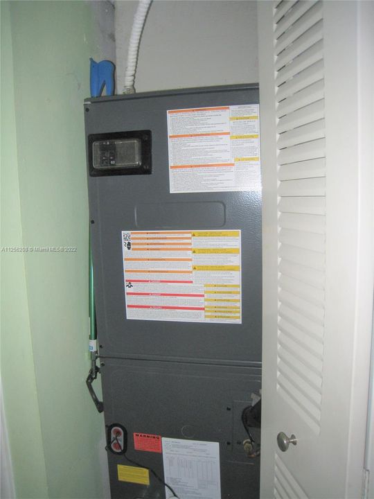 Brand new AC in 2021 : condensor and air handler