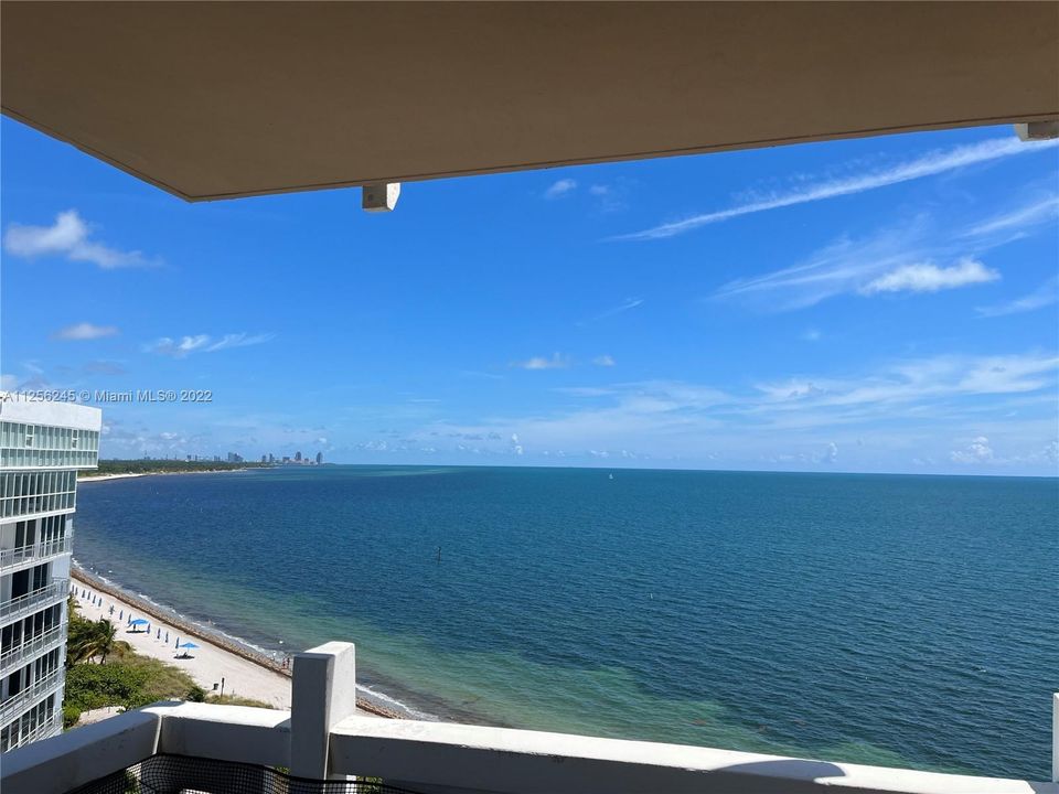 Recently Sold: $1,950,000 (2 beds, 2 baths, 1782 Square Feet)
