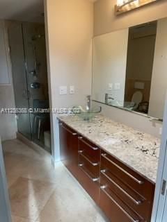 Недавно арендовано: $3,350 (1 спален, 1 ванн, 910 Квадратных фут)