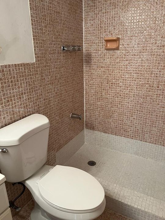 最近租的: $2,900 (2 贝兹, 2 浴室, 1100 平方英尺)