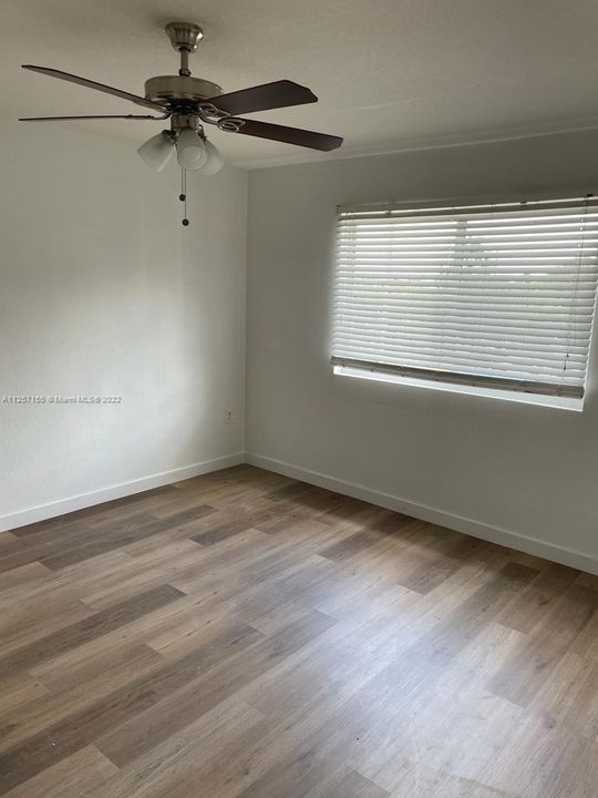 Recently Rented: $1,900 (2 beds, 2 baths, 895 Square Feet)